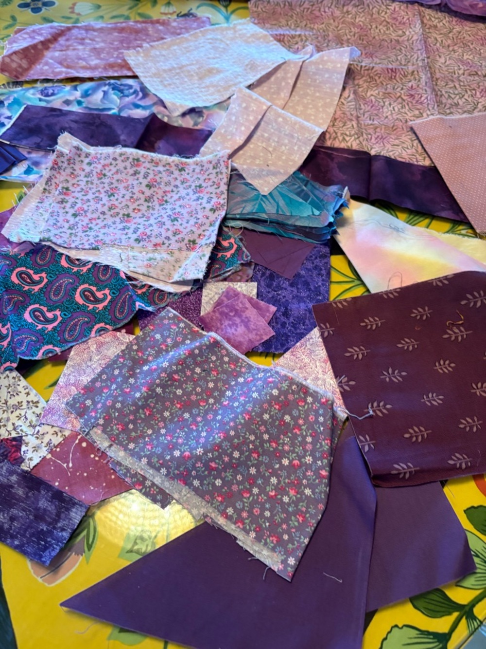 Assorted Purple Fabric Quilting Squares - Multipack